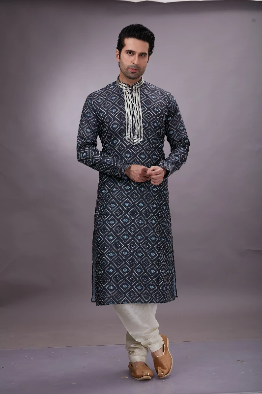 Bandhej Printed Cotton Kurta Set in Black - Image 9