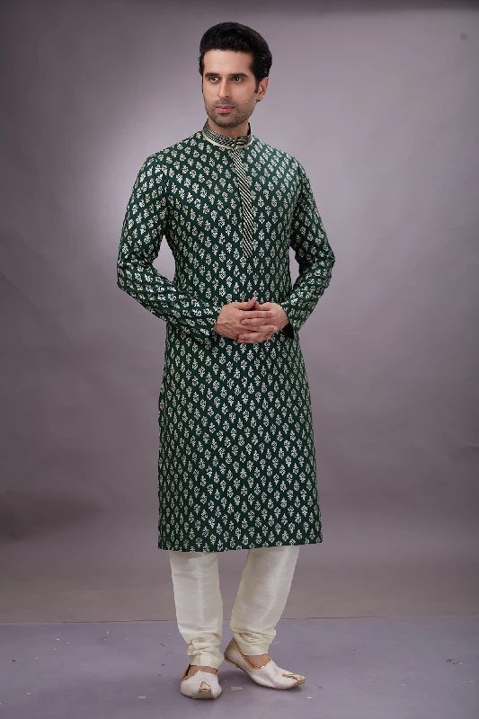 Foil Printed Cotton Kurta Set in Dark Green - Image 8