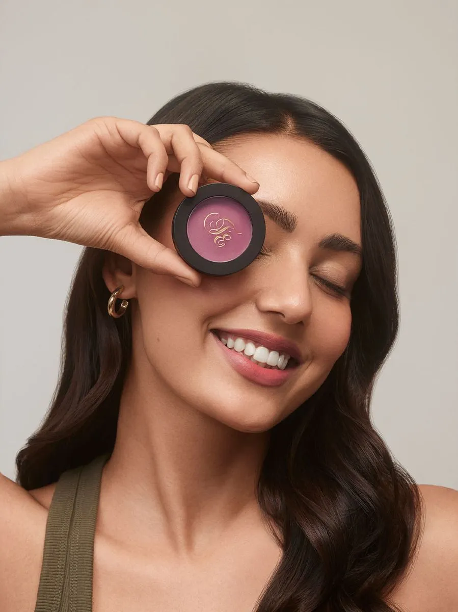 Forest Essentials Noor Nikhaar Satin Cheek Tint Manikya - Ruby - Image 2