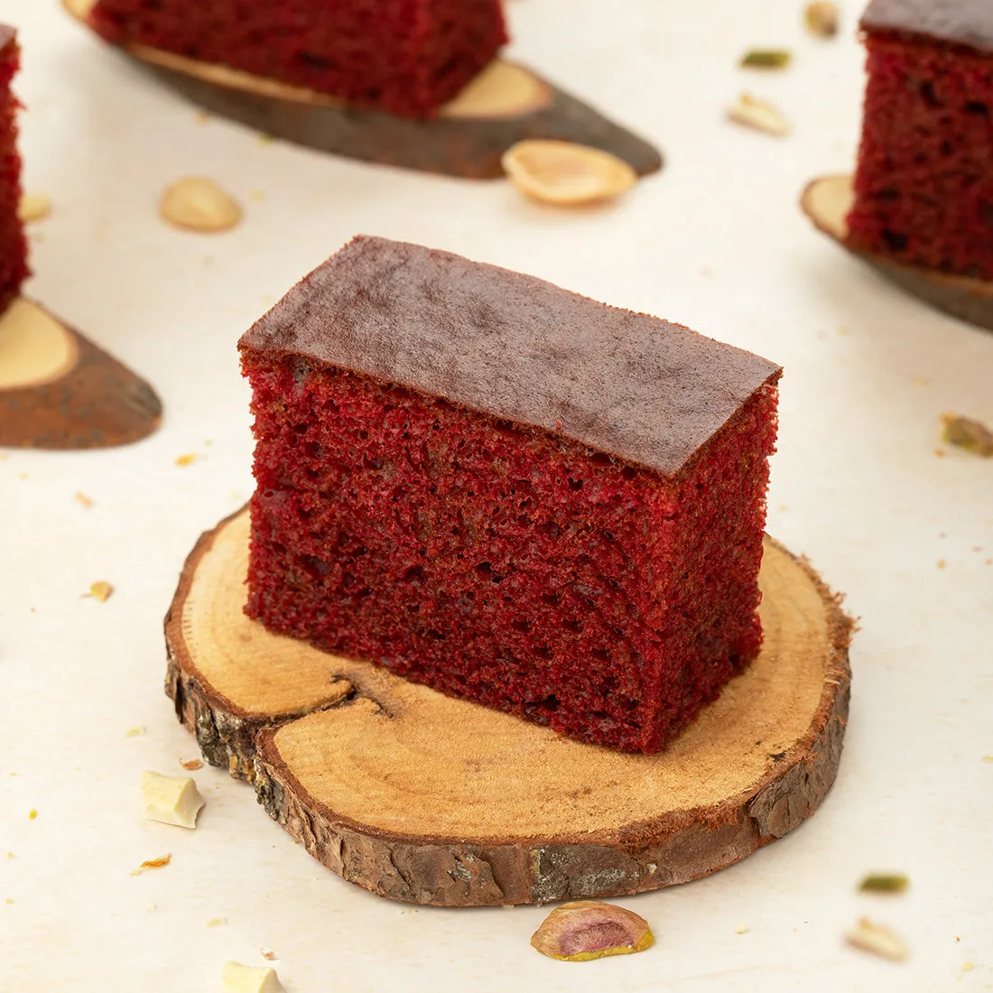 G Pulla Reddy Red Velvet Cake G Pulla Reddy Red Velvet Cake-Pack Size-180 g