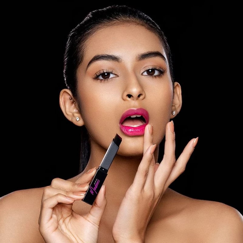Renee Madness Ph Black Lipstick With Glossy Pink Payoff - Image 5