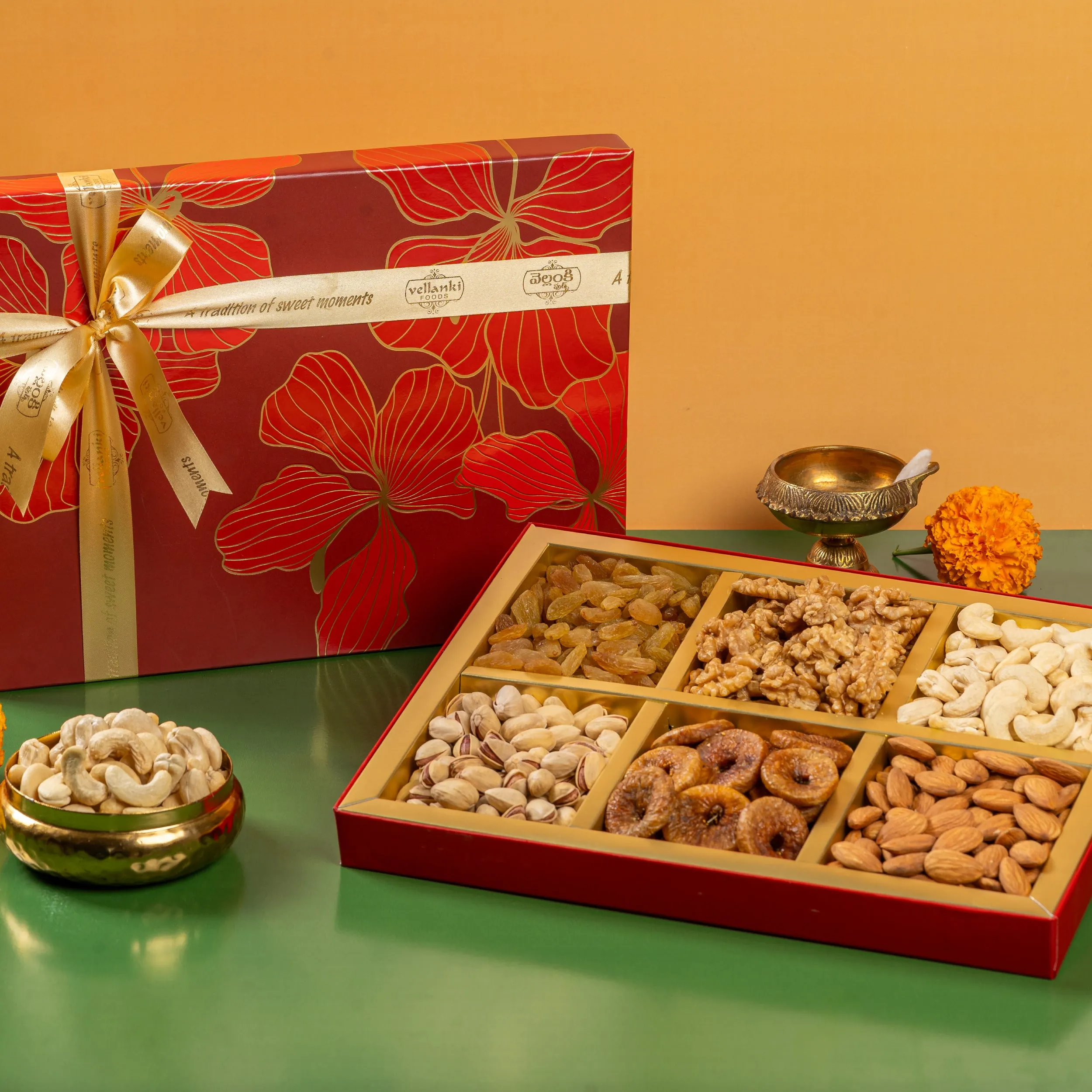 Vellanki Foods Dryfruit Gift Box - 550g Vellanki Foods Dryfruit Gift Box - 550g-Pack Size-550 g