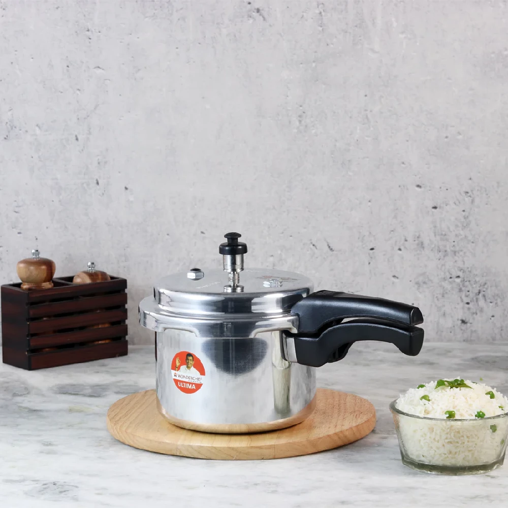 Wonderchef Ultima Pressure Cooker With Outer Lid - Non-Stick, Induction Friendly - Image 2