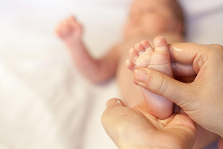 Selecting the Ideal Baby Massage Oil for Your Little One